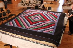 july-2011-118-quilt-show